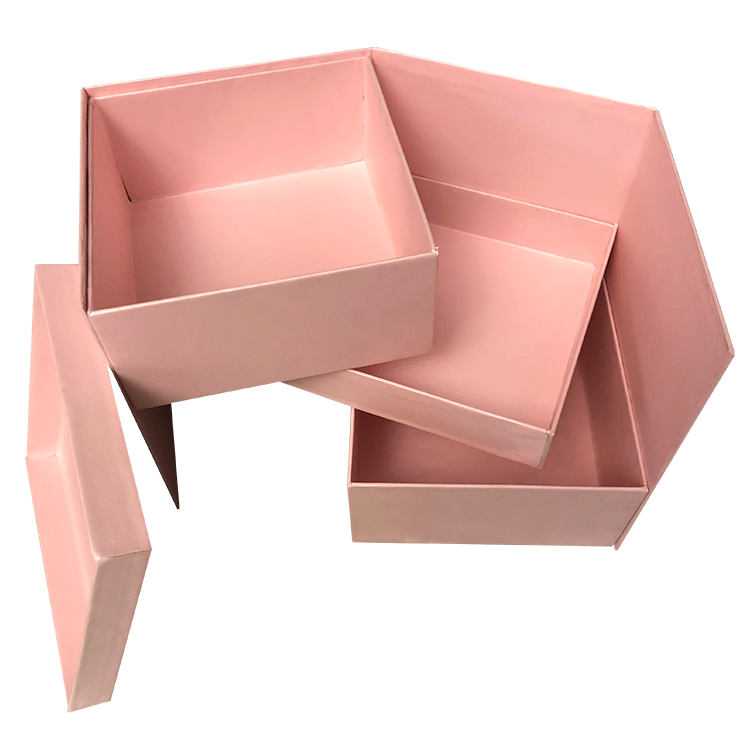 Caja «ESCALERA» a 3 niveles desplegable 21x21x26cm – Punto y Papel